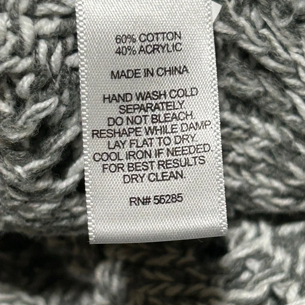 Express Women's Gray Cable Knit Sweater Size M High-Low Hem‎